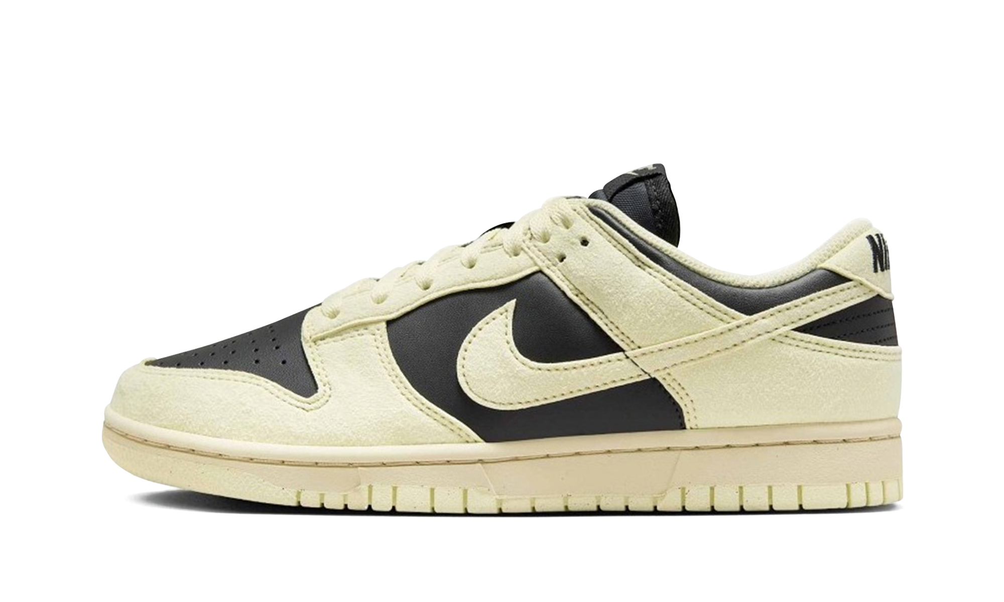 Dunk Low Next Nature WMNS  Coconut Milk Black