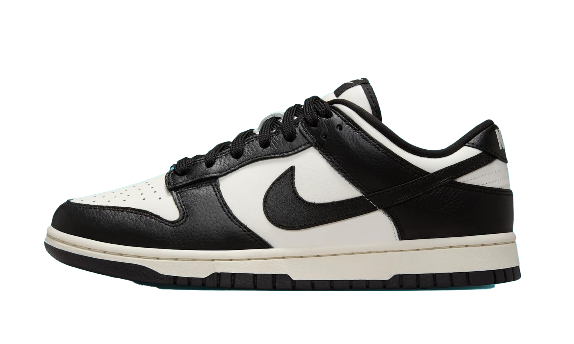 Dunk Low SE WMNS  Cherry Charms - Panda