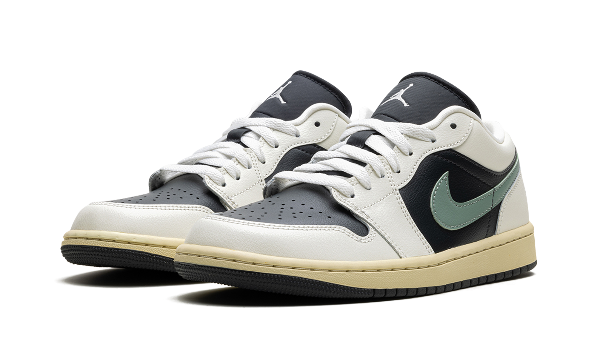 Air Jordan 1 Low WMNS  Jade Smoke